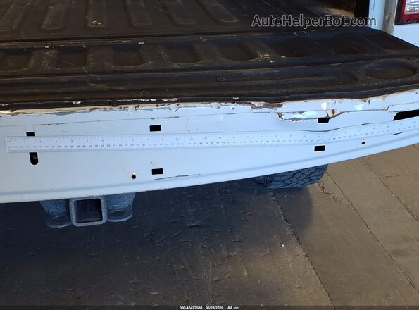 3C6LR5AT5JG287610 2018 RAM 2500 Белый Вид щитка приборов