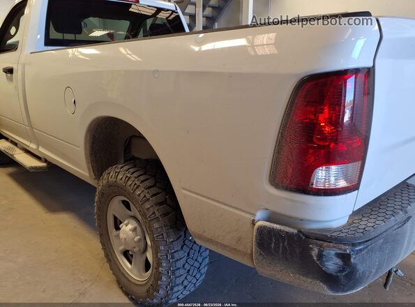 3C6LR5AT5JG287610 2018 RAM 2500 Белый 