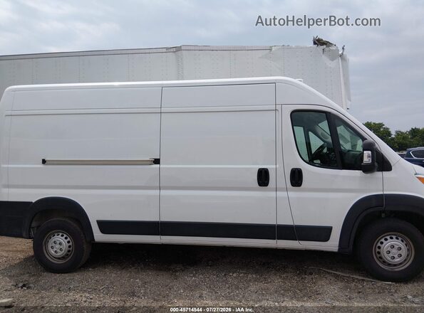 3C6LRVDG1RE155109 2024 RAM PROMASTER 2500 White Vista interior trasera