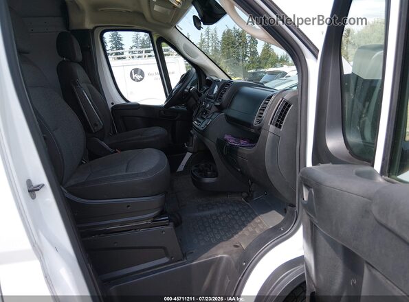 3C6LRVDG5PE605969 2023 RAM PROMASTER 2500 White Vista interior delantera
