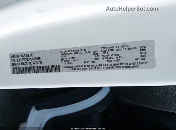 3C6LRVDG5PE605969 2023 RAM PROMASTER 2500 White Vista del compartimento del motor