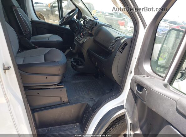 3C6LRVDG6SE512760 2025 RAM PROMASTER 2500 White Front interior view
