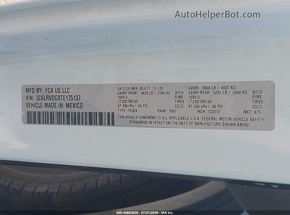 3C6LRVDG8TE175137 2026 RAM PROMASTER 2500 White Widok komory silnika