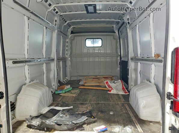 3C6LRVDGXRE141919 2024 RAM PROMASTER Белый Вид задних сидений