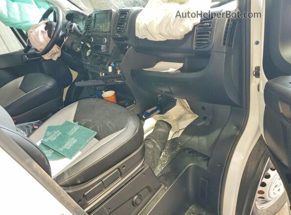 3C6LRVDGXRE141919 2024 RAM PROMASTER Белый Вид панели приборов