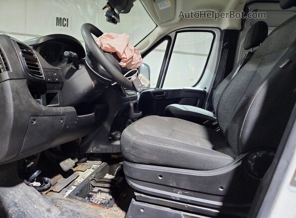 3C6LRVDGXRE153603 2024 RAM PROMASTER White Front interior view