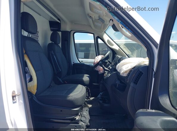3C6LRVNG4SE529538 2025 RAM PROMASTER 1500 White Widok wnętrza z przodu