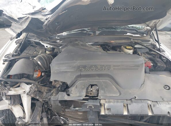 3C6MR4AL3KG727226 2019 RAM 2500 White უკანა ხედი