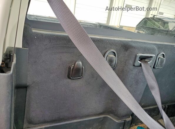 3C6MR5A24JG114706 2018 RAM 2500 Silver უკანა სავარძლების ხედი