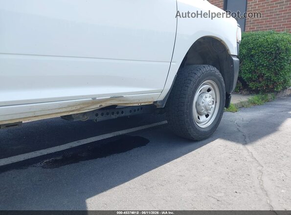 3C6MR5AJ0RG245974 2024 RAM 2500 White Դիմացի տեսք