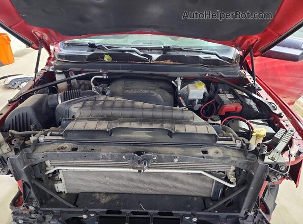 3C6MR5AJ1LG211498 2020 RAM 2500 Красный Вид задней части салона