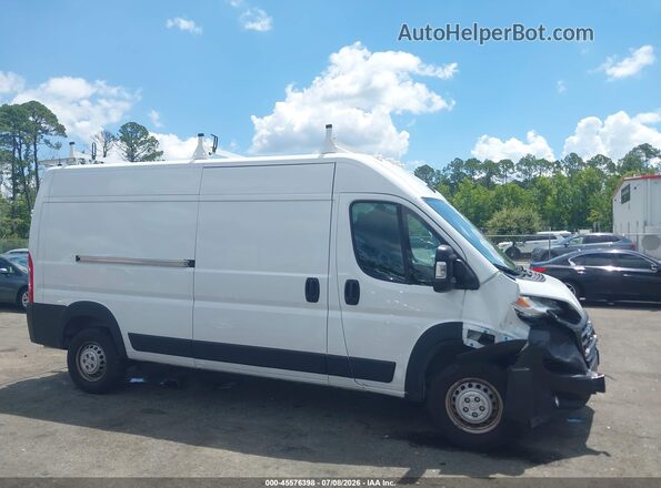 3C6MRVHG4SE517826 2025 RAM PROMASTER 3500 White Rear interior view