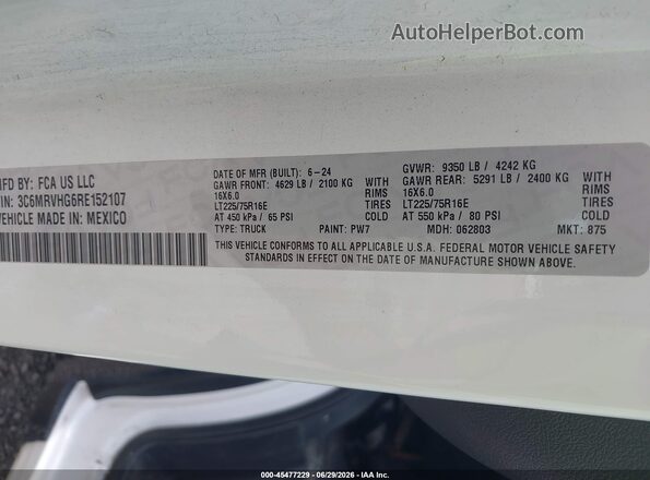3C6MRVHG6RE152107 2024 RAM PROMASTER 3500 White Widok komory silnika