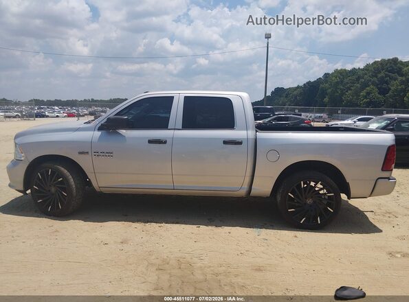 3C6RR6KT0GG354976 2016 RAM 1500 Silver Панорамний вид салону 360°