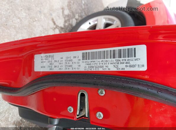 3C6RR6KT6GG343609 2016 RAM 1500 Red Widok komory silnika