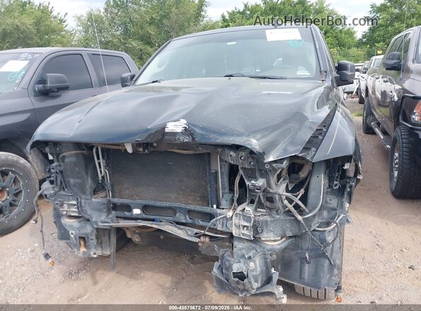 3C6RR6LT0HG636972 2017 RAM 1500 Black Rear interior view