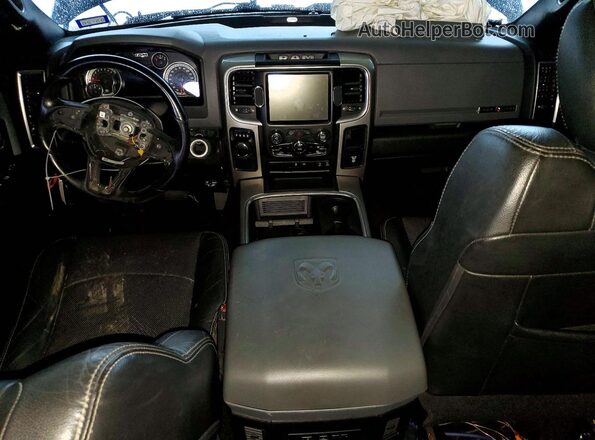 3C6RR6LT1HG592321 2017 RAM 1500 Black Dashboard view