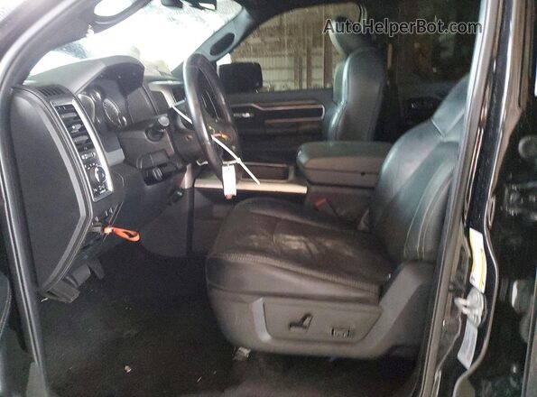 3C6RR6LT1HG592321 2017 RAM 1500 Black Front interior view