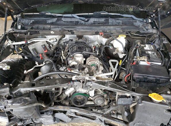 3C6RR6LT1HG592321 2017 RAM 1500 Black Rear interior view