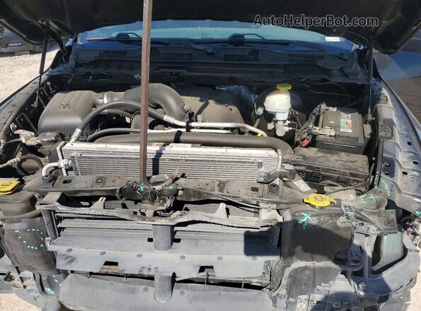 3C6RR6LT6HG604978 2017 RAM 1500 Черный Вид задней части салона