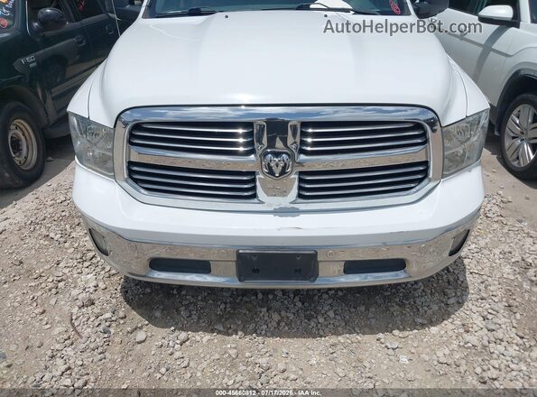3C6RR6LT9HG521335 2017 RAM 1500 White Vista del cuadro de instrumentos
