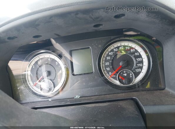 3C6RR7KG1KG681291 2019 RAM 1500 CLASSIC White Հետևի նստատեղերի տեսք