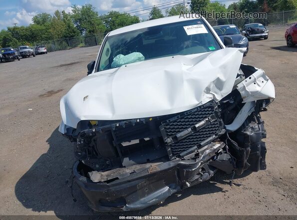 3C6RR7KG1KG681291 2019 RAM 1500 CLASSIC White Դիմացի տեսք