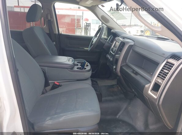 3C6RR7KG2LG273108 2020 RAM 1500 CLASSIC White Widok wnętrza z przodu