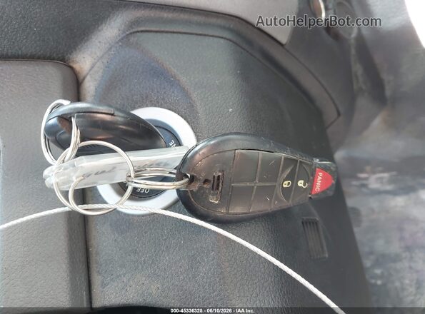 3C6RR7KG3KG564201 2019 RAM 1500 CLASSIC Silver Вид панелі приладів