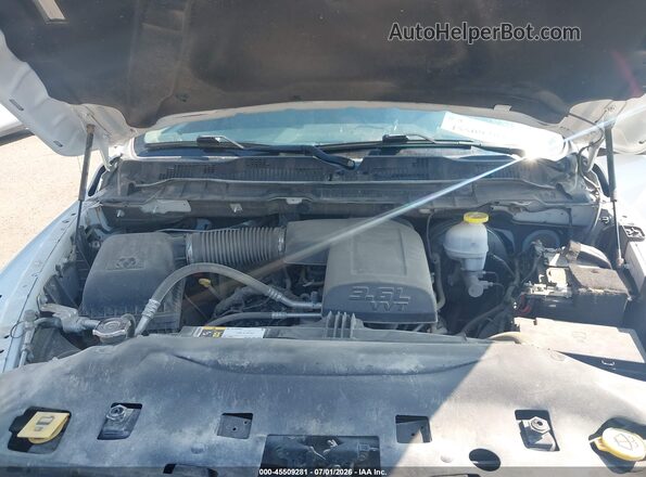 3C6RR7KG3MG691680 2021 RAM 1500 CLASSIC White Vista trasera