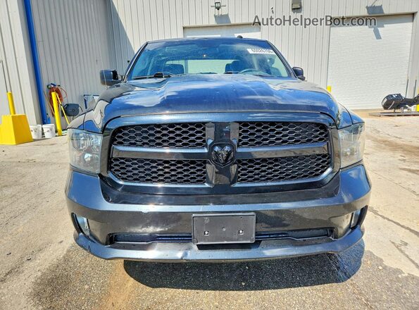 3C6RR7KT1HG574036 2017 RAM 1500 Черный Вид спереди