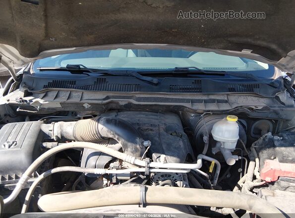 3C6RR7KT4GG329522 2016 RAM 1500 Silver უკანა ხედი