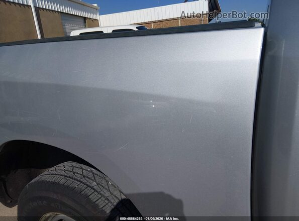 3C6RR7KT4GG329522 2016 RAM 1500 Silver სალონის 360-გრადუსიანი ხედი