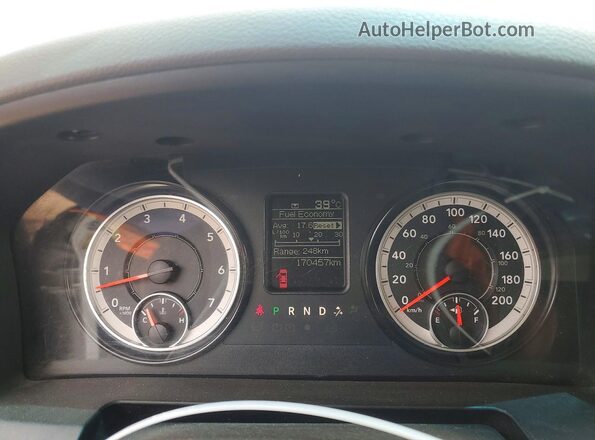 3C6RR7KT8GG326378 2016 RAM 1500 White Вид щитка приладів