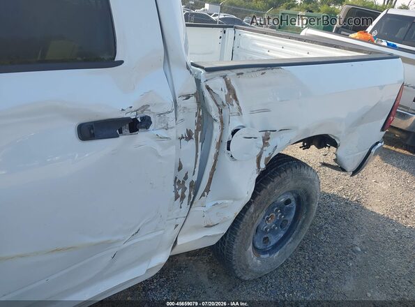 3C6RR7LG4NG375205 2022 RAM 1500 CLASSIC White Front view