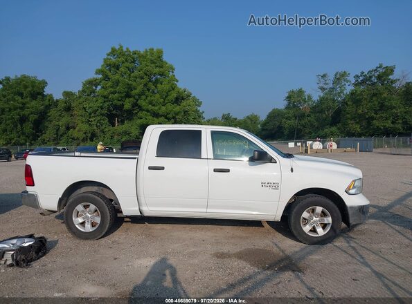 3C6RR7LG4NG375205 2022 RAM 1500 CLASSIC White 360 interior view