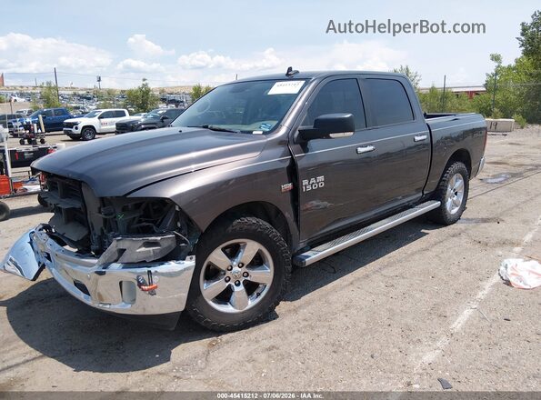3C6RR7LT2HG790671 2017 RAM 1500 Gray Vista tres cuartos delantera izquierda