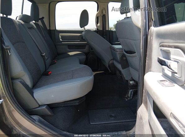 3C6RR7LT2HG790671 2017 RAM 1500 Gray Vista de la etiqueta del VIN