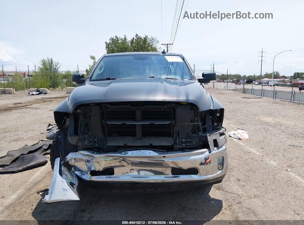 3C6RR7LT2HG790671 2017 RAM 1500 Gray Vista interior trasera