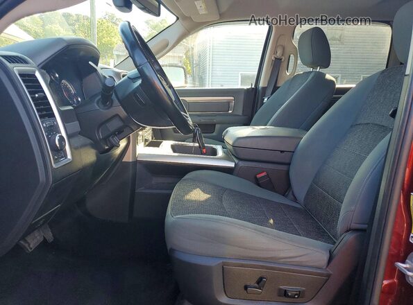 3C6RR7LT2HG796339 2017 RAM 1500 Maroon Vista interior delantera