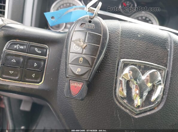 3C6RR7LT3GG214912 2016 RAM 1500 Red Dashboard view