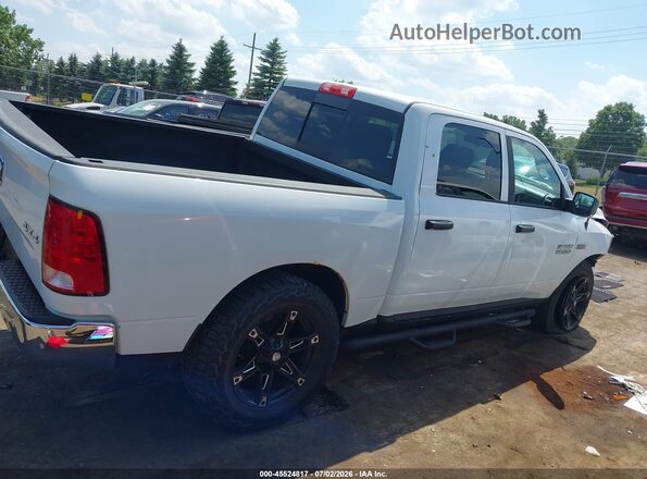 3C6RR7LT3GG331938 2016 RAM 1500 White Вид задньої частини салону