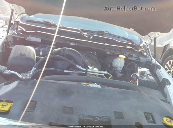 3C6RR7LT5HG574989 2017 RAM 1500 Белый Вид сзади