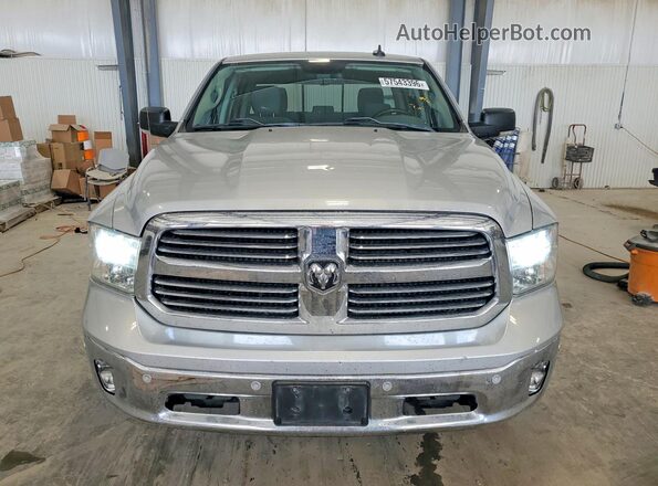 3C6RR7LT6HG565346 2017 RAM 1500 Silver Widok z przodu