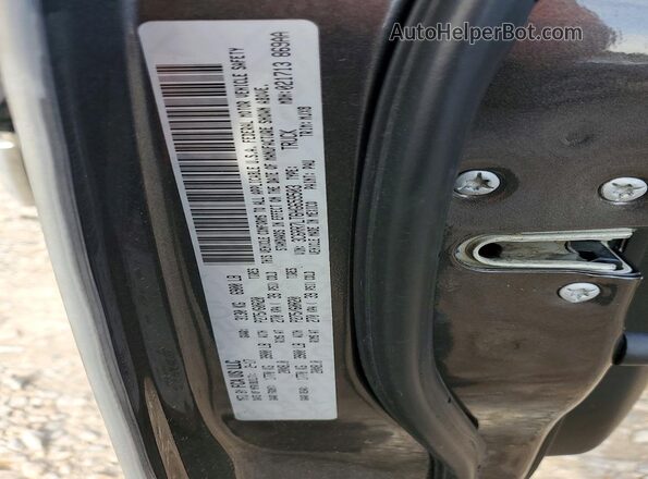 3C6RR7LT6HG659503 2017 RAM 1500 Gray Widok komory silnika