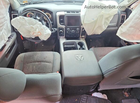 3C6RR7LT8HG735058 2017 RAM 1500 Maroon Dashboard view