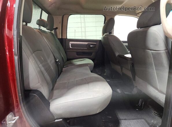 3C6RR7LT9KG619973 2019 RAM 1500 Burgundy Vista de los asientos traseros