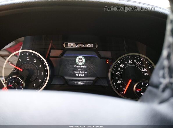 3C6SRFJP2T4175467 2026 RAM 1500 White Vista de los asientos traseros
