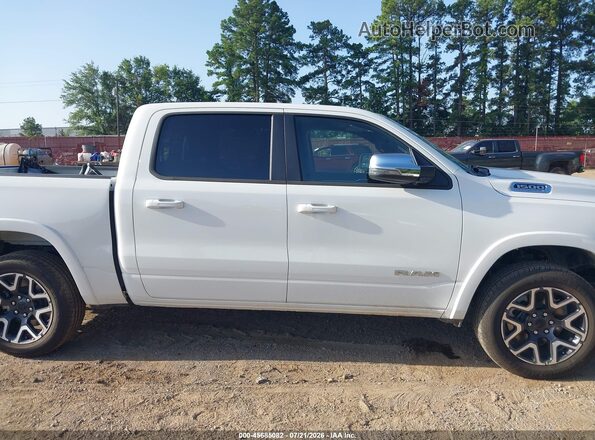3C6SRFJP8T4203353 2026 RAM 1500 White Widok wnętrza 360 stopni