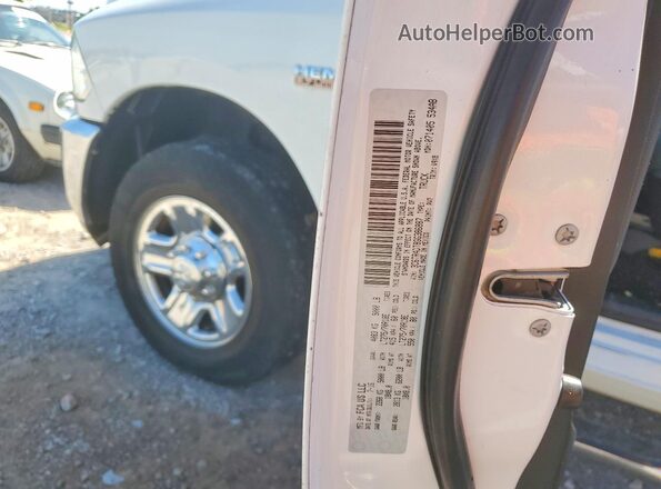 3C6TR4DT8GG386887 2016 RAM 2500 White Շարժիչի բաժամունքի տեսք